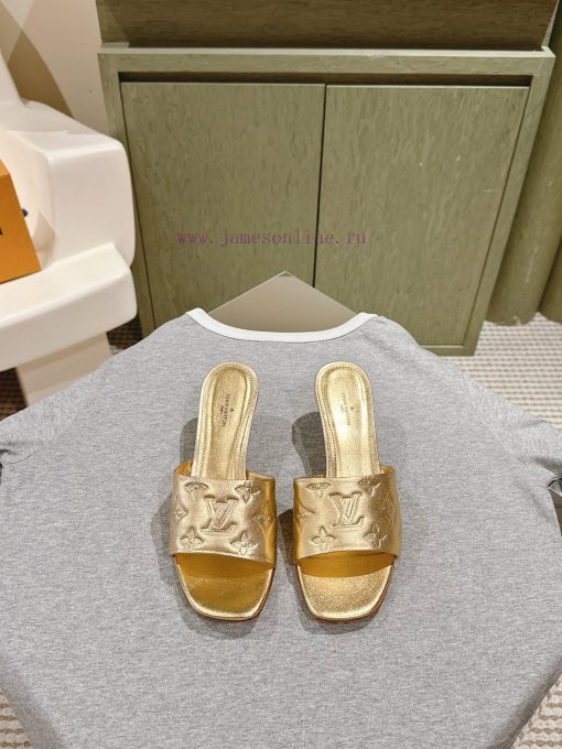 | ²⁰²4 𝐬𝐬  🤍🤎 Lvjia's new LV top-level product, featuring Lv brand slippers and hard goods48v2xu7i - Image 2