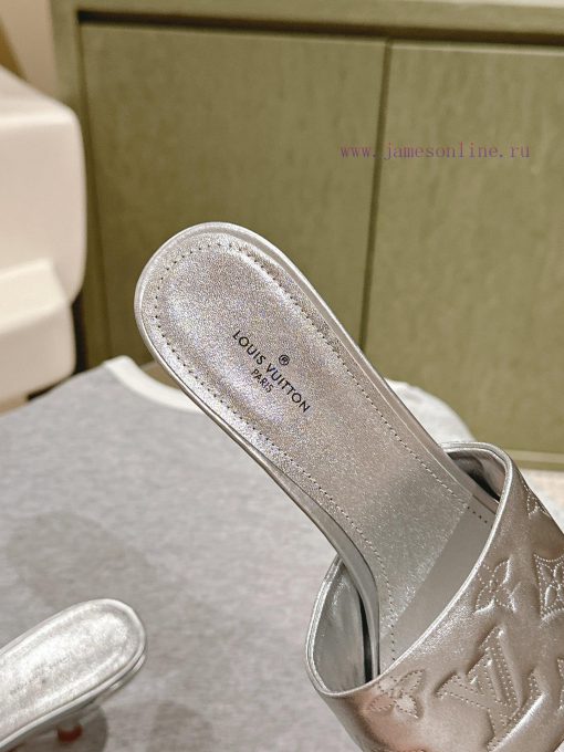 | ²⁰²4 𝐬𝐬  🤍🤎 Lvjia's new LV top-level product, featuring Lv brand slippers and hard goodspu9kr66e - Image 7