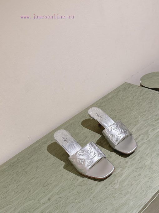 | ²⁰²4 𝐬𝐬  🤍🤎 Lvjia's new LV top-level product, featuring Lv brand slippers and hard goodspu9kr66e - Image 8