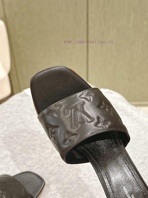 | ²⁰²4 𝐬𝐬  🤍🤎 Lvjia's new LV top-level product, featuring Lv brand slippers and hard goods,w6m6hbvj - Image 6