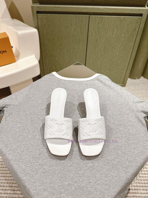 | ²⁰²4 𝐬𝐬  🤍🤎 Lvjia's new LV top-level product, featuring Lv brand slippers and hard goods8irksvoo - Image 2
