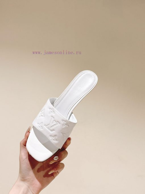 | ²⁰²4 𝐬𝐬  🤍🤎 Lvjia's new LV top-level product, featuring Lv brand slippers and hard goods8irksvoo - Image 10