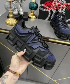 Versace/Versace thick sole design with Greek herringbone pattern, a classic and timeless faszb23jn3o
