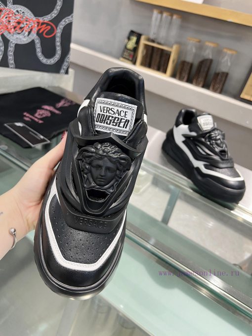 . VERSACE, In 2024, a pair of Versace/Versace original lightweight and shock-absorbing outsopbjy4lsf - Image 4