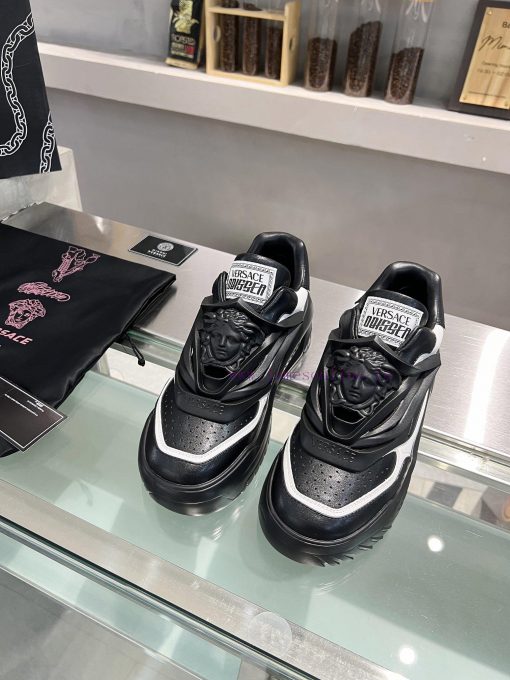 . VERSACE, In 2024, a pair of Versace/Versace original lightweight and shock-absorbing outsopbjy4lsf - Image 9