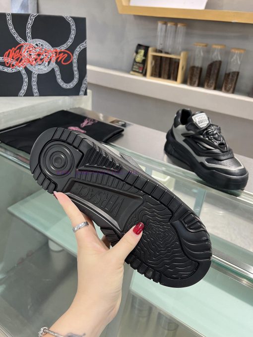 Versace, popular all over the internet in 2024, is a pair for everyone. The original Versacechl2jpk2 - Image 6