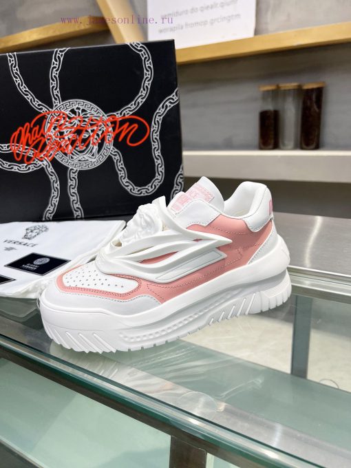 . Versace, popular all over the internet in 2024, is a pair for everyone. The original Versa9g1l673k - Image 9