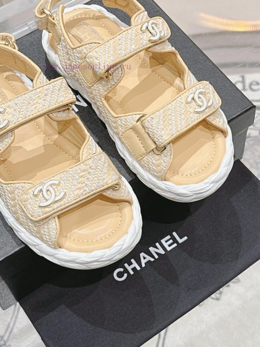 Latest news from 𝗖𝗛𝗔𝗡𝗘𝗟Chanel woolen beach shoes are too explosiveVersatile artifact, super p81k6ydq - Image 8