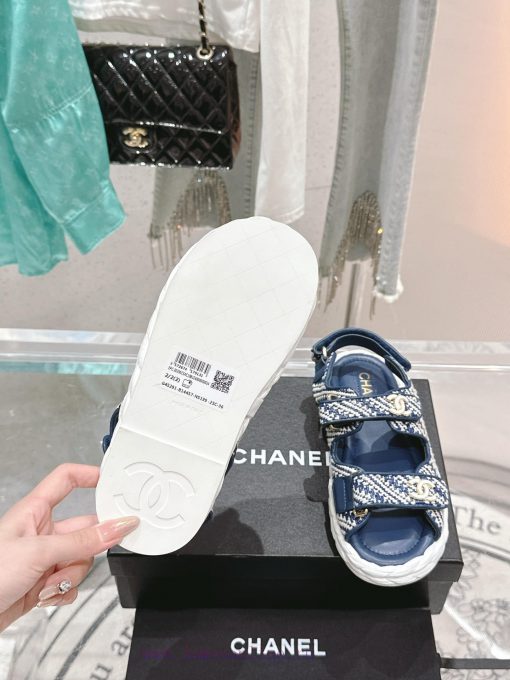 Latest news from 𝗖𝗛𝗔𝗡𝗘𝗟Chanel woolen beach shoes are too explosiveVersatile artifact, super rkq7cft8 - Image 10