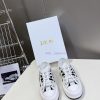Dior's latest fashion show for spring and summer, casual thick soled cloth shoes are hard toxftiwwek