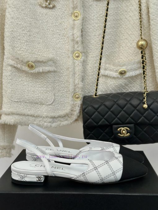 Chanel | Chanel Classic Sling BackColor blocked diamond grid thick heel empty sandalsAlthougzf2e4inv - Image 2