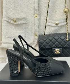 Chanel | Chanel Classic Water Diamond Backhole SandalsThis is probably the legendary princeh681siod