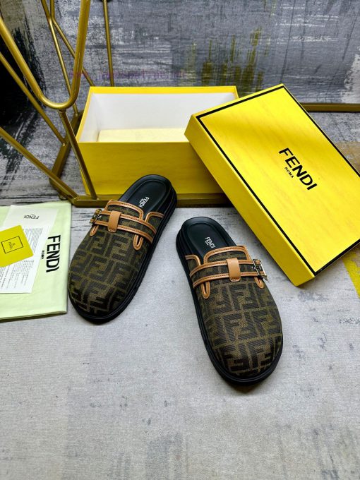FENDI's latest round headed flat bottom slippers, made of brown FF jacquard fabric, decoratez4ts74eb - Image 5