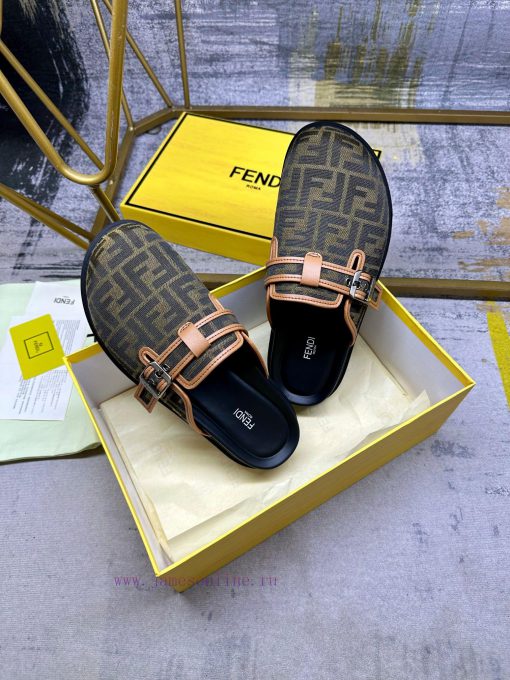 FENDI's latest round headed flat bottom slippers, made of brown FF jacquard fabric, decoratez4ts74eb - Image 7