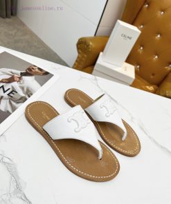 CELINE's 2024 Spring/Summer New Product: Toe Clamping Shoes. The upper is made of calf leathrrjunj5h
