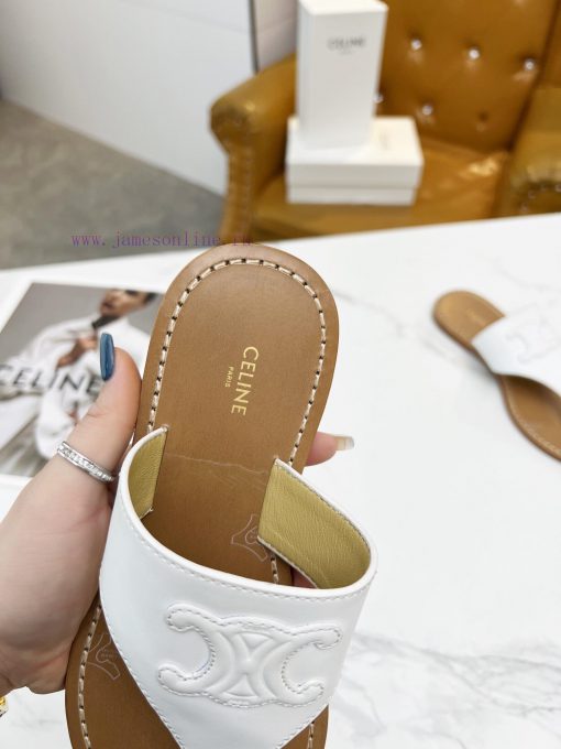 CELINE's 2024 Spring/Summer New Product: Toe Clamping Shoes. The upper is made of calf leathrrjunj5h - Image 9