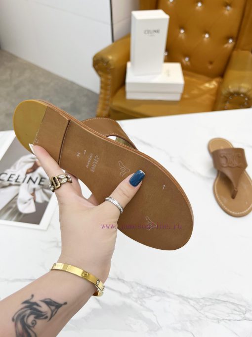 CELINE's 2024 Spring/Summer New Product: Toe Clamping Shoes. The upper is made of calf leathrrjunj5h - Image 10