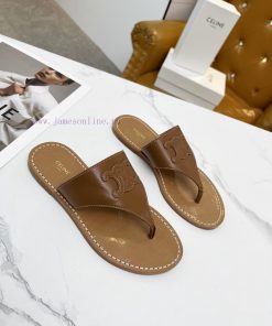 CELINE's 2024 Spring/Summer New Product: Toe Clamping Shoes. The upper is made of calf leathi1topg51