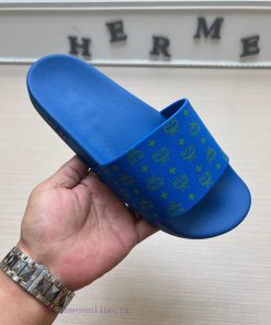 MCM's latest popular fashion slippers, with original 11 mold opening on the official websiteg7cd4wsu