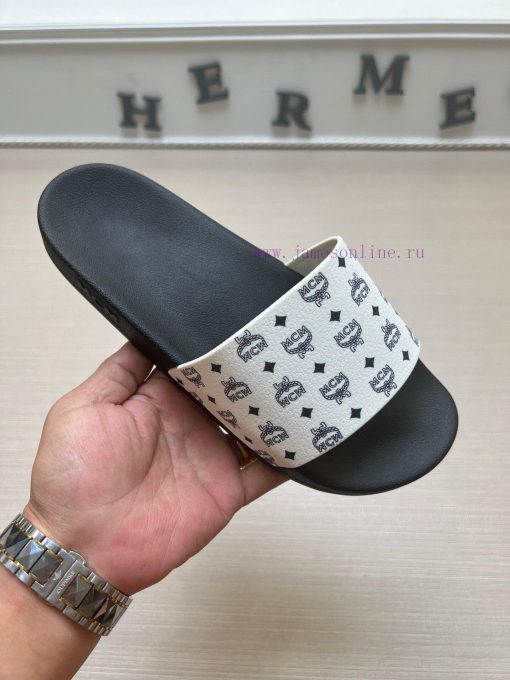 MCM's latest popular fashion slippers, with original 11 mold opening on the official website626v26un