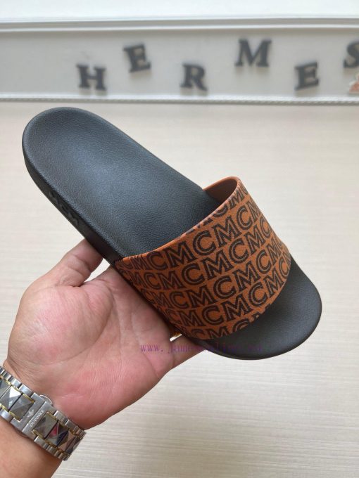 MCM's latest popular fashion slippers, with original 11 mold opening on the official websiteczc8vby6