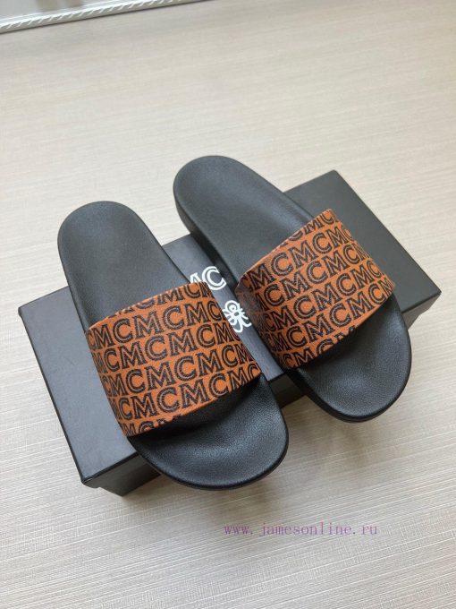 MCM's latest popular fashion slippers, with original 11 mold opening on the official websiteczc8vby6 - Image 4