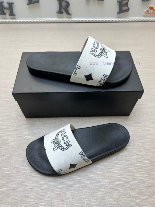 MCM's latest popular fashion slippers, with original 11 mold opening on the official websitef3o35ls3 - Image 5