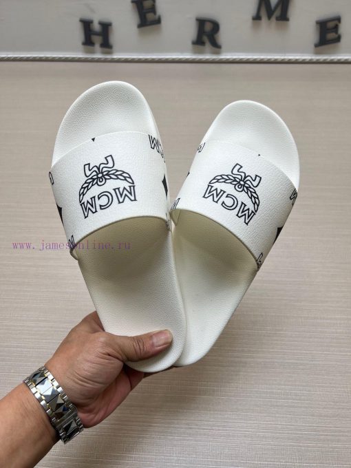 MCM's latest popular fashion slippers, with original 11 mold opening on the official websitebl2psi01 - Image 3