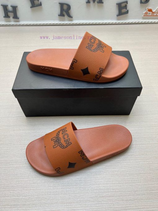 MCM's latest popular fashion slippers, with original 11 mold opening on the official website3mdfc3f4 - Image 5