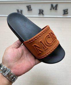 MCM's latest popular fashion slippers, with original 11 mold opening on the official websitez0zek6rv