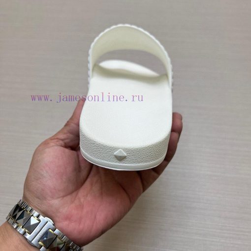 MCM's latest popular fashion slippers, with original 11 mold opening on the official websitext4ea1vi - Image 8