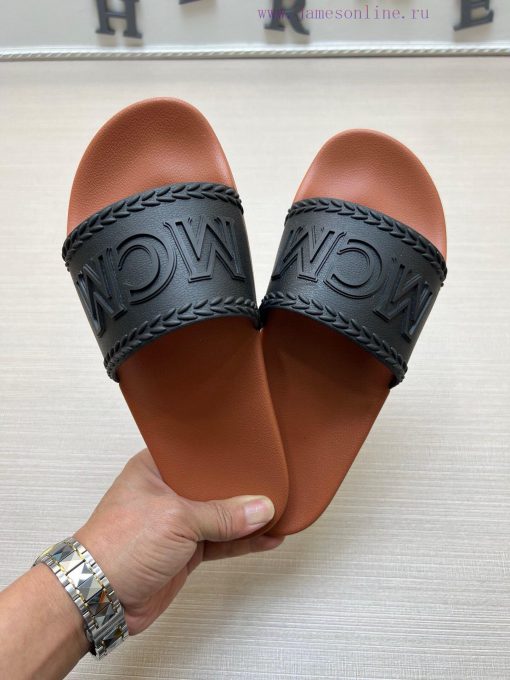 MCM's latest popular fashion slippers, with original 11 mold opening on the official websitex52mke3m - Image 3