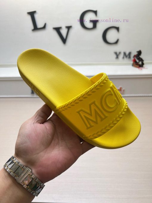 MCM's latest popular fashion slippers, with original 11 mold opening on the official websitqny4mwyz