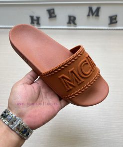 MCM's latest popular fashion slippers, with original 11 mold opening on the official websitekepgk5tj