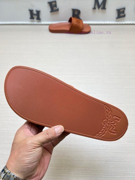 MCM's latest popular fashion slippers, with original 11 mold opening on the official websitekepgk5tj - Image 10