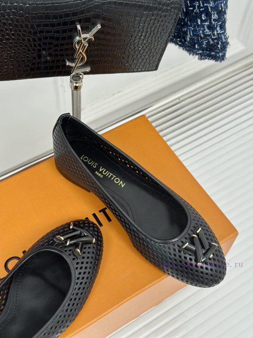 L * V Donkey 24S popular hollowed out designFlat sole shoesThe shoe upper is made of customizcxm191r - Image 6