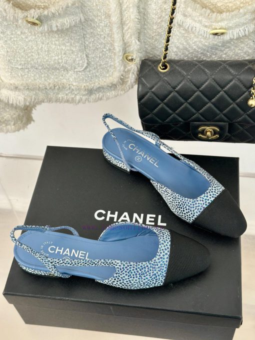 Chanel | Chanel Classic Sling BackColor blocked thick heel empty sandalsAlthough it is one oa23zy74z - Image 4