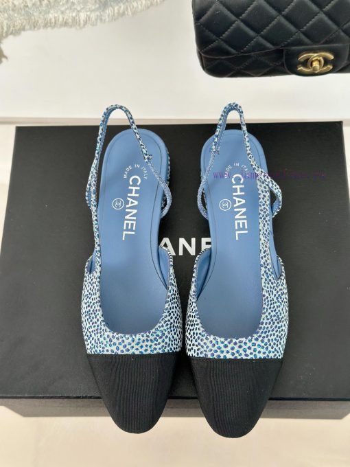 Chanel | Chanel Classic Sling BackColor blocked thick heel empty sandalsAlthough it is one oa23zy74z - Image 5
