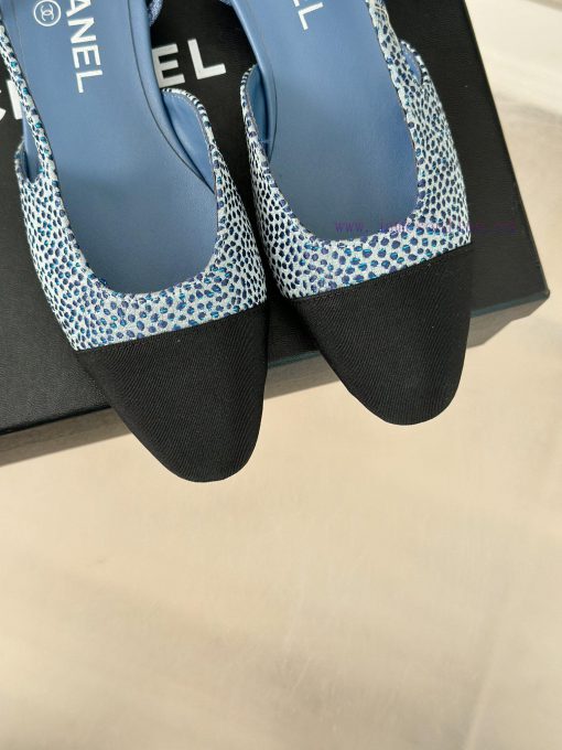 Chanel | Chanel Classic Sling BackColor blocked thick heel empty sandalsAlthough it is one oa23zy74z - Image 8