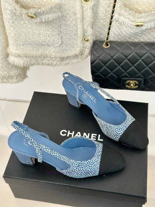 Chanel | Chanel Classic Sling BackColor blocked thick heel empty sandalsAlthough it is one oiw2ls0hu - Image 4