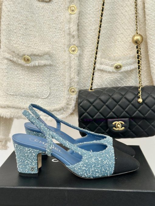 Chanel | Chanel Classic Sling BackColor blocked thick heel empty sandalsAlthough it is one oyj8lhqc8