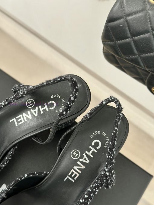 Chanel | Chanel Classic Sling BackColor blocked thick heel empty sandalsAlthough it is one olwb8j3vr - Image 9