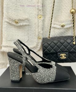 Chanel | Chanel Classic Sling BackColor blocked thick heel empty sandalsAlthough it is one ov4maumgq