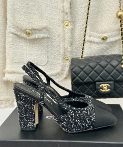 Chanel | Chanel Classic Sling BackColor blocked thick heel empty sandalsAlthough it is one oqpvm79re