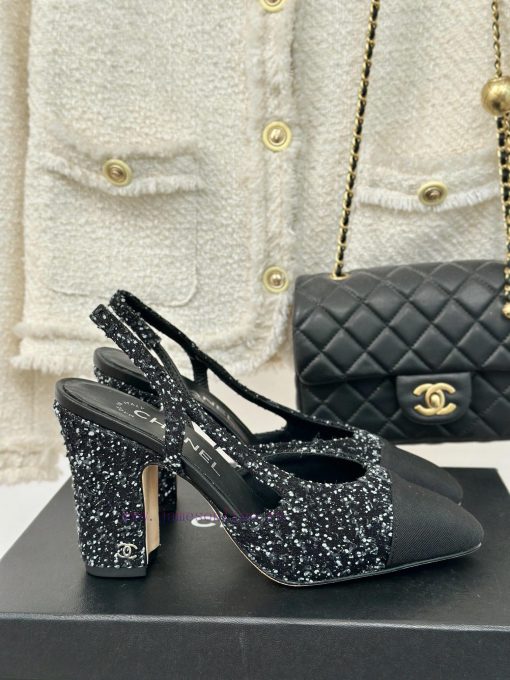 Chanel | Chanel Classic Sling BackColor blocked thick heel empty sandalsAlthough it is one oqpvm79re