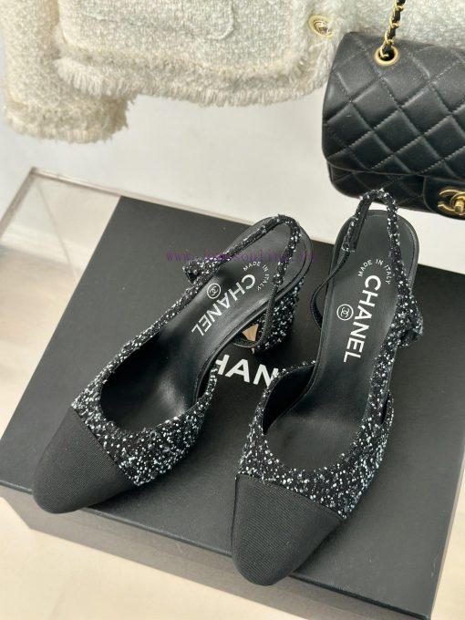 Chanel | Chanel Classic Sling BackColor blocked thick heel empty sandalsAlthough it is one oqpvm79re - Image 3