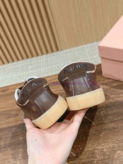 𝐌𝐢𝐮𝐌𝐢𝐮 Miu Miu's new American retro style~A must-have for dirty shoes with a stylish and styavhpq4xz - Image 9