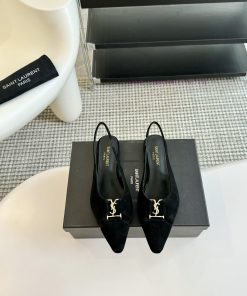 SAINT LAURENT 24/Pointed Flat SandalsWho loves YSL so much? These retro animal patterned fla8b6dbaum