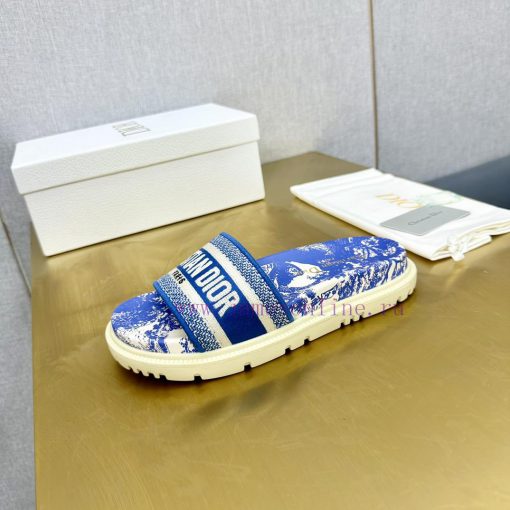 Dior - Dior 2024 Early Spring New Reverse Thick Bottom Jelly Color Women's SandalsCD letter nr1gw4ps - Image 3