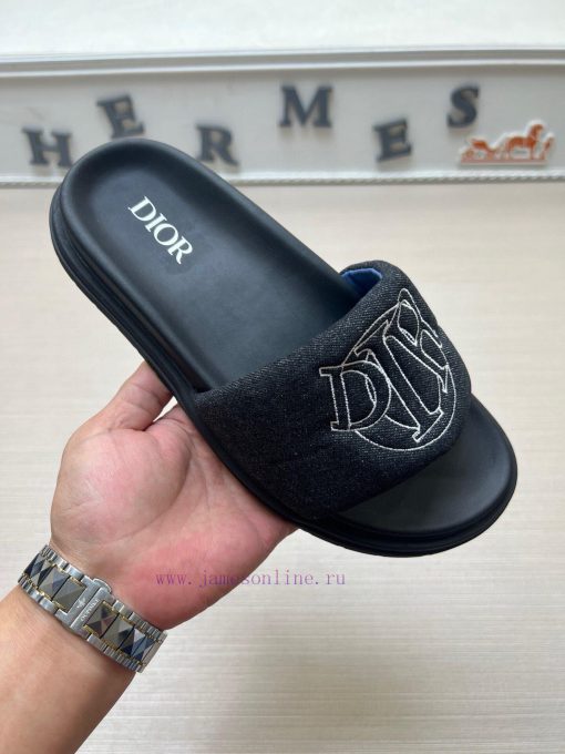 Dior men's slippers, a popular item on the official Dior website, are now available for salwy0gcidc - Image 2